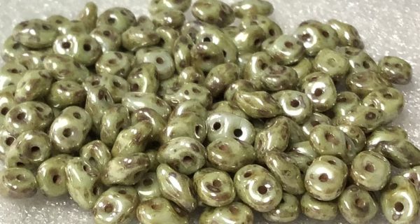 SuperDuo Bead 5x2mm Opaque Ultra Luster Green